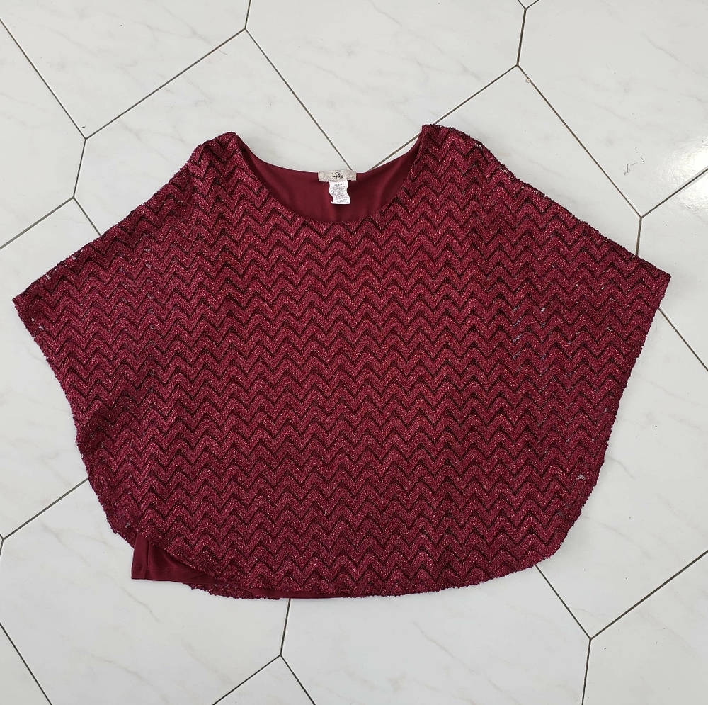 Ivy Ridge Burgundy Glitter Top Size Medium
